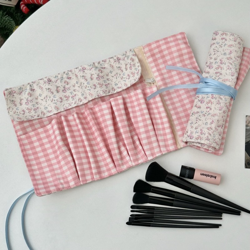Aesthetic Spring Floral Roll-u - Pen Pouch Roll recension och pris