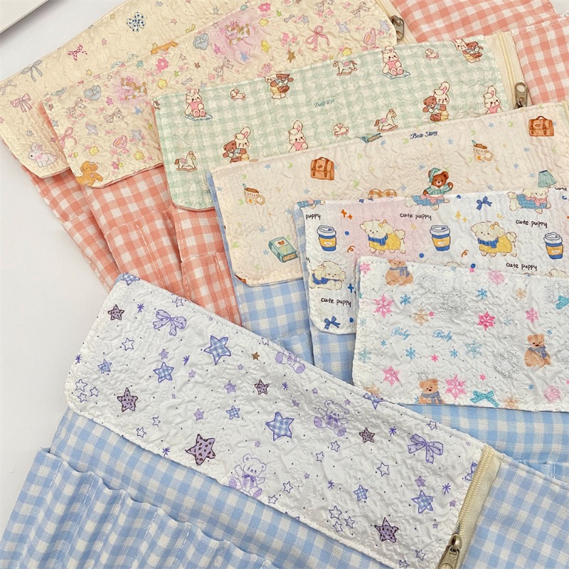 Cute Cartoon Embossed Pencil R - Pen Pouch Roll recension och pris