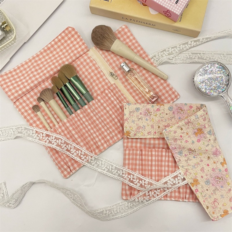 Cute Cartoon Embossed Pencil R - Pen Pouch Roll recension och pris